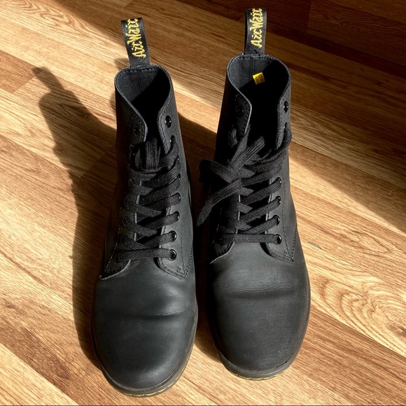 Dr. Martens Tobias Boot - Picture 2 of 6